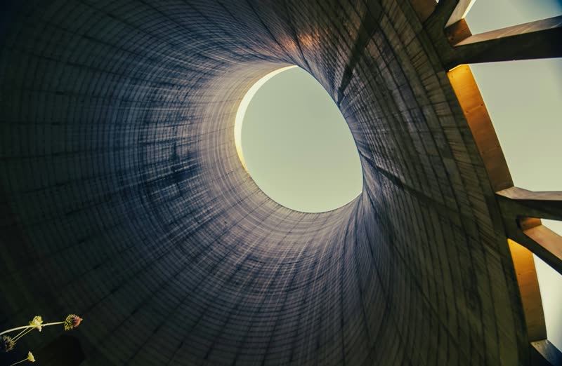 Nuclear energy: an inevitable choice ?
